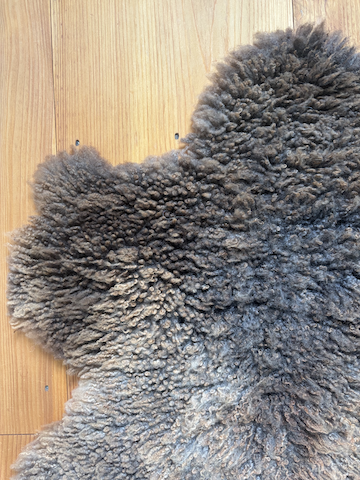 Natural Brown Sheepskin 06242