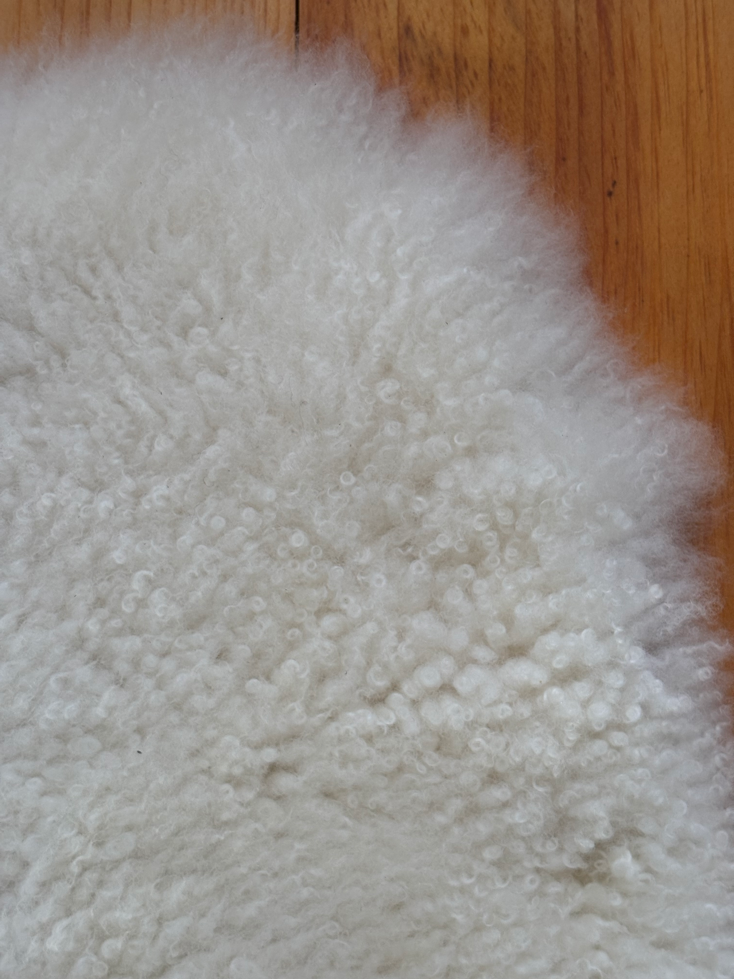 Washable White Sheepskin 423A