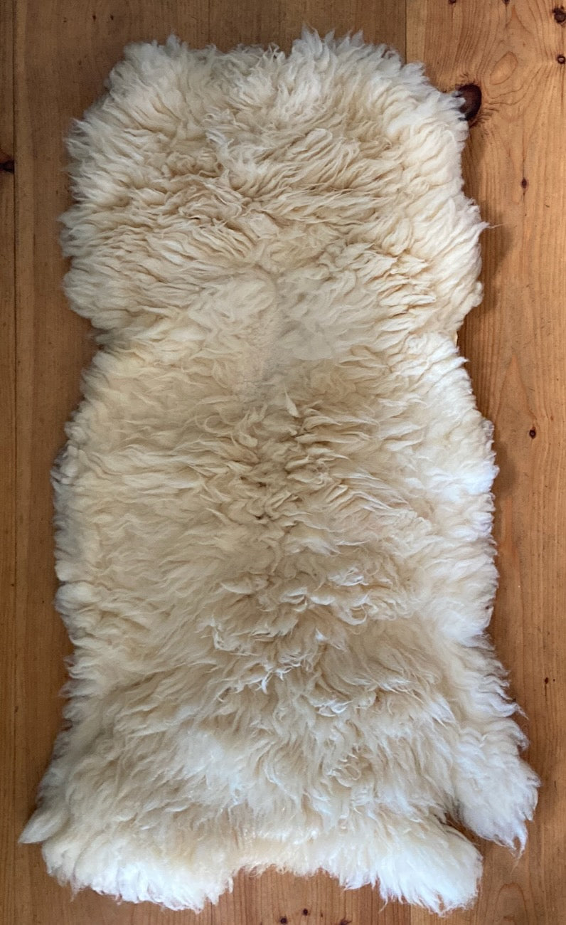 Washable White Sheepskin 943