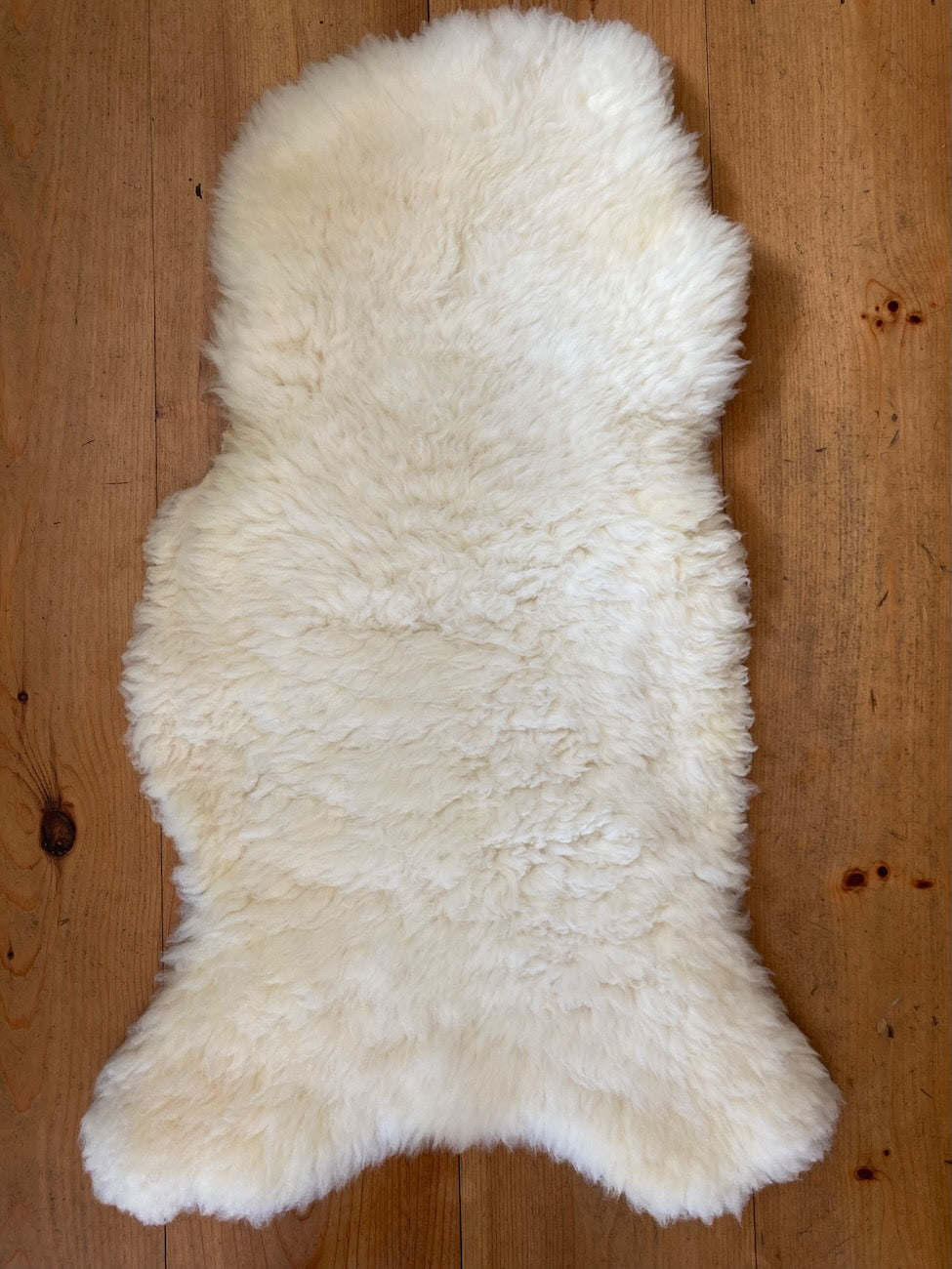 Washable White Sheepskin 672D