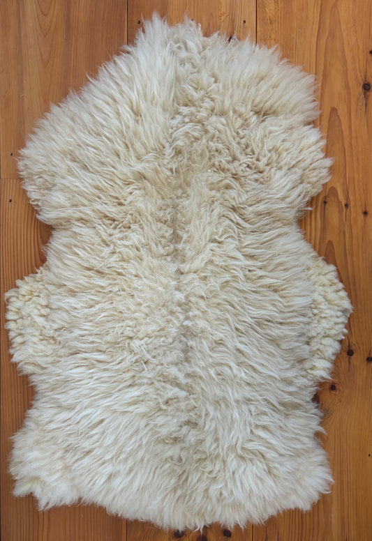 Natural White Sheepskin 125B