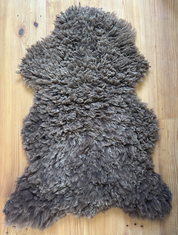 Natural Brown Sheepskin 32551