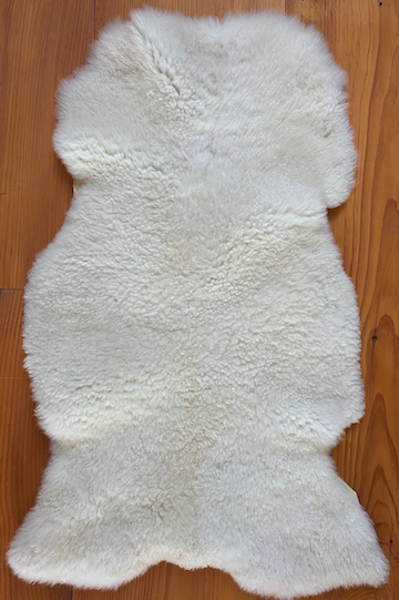 Washable White Sheepskin 423A