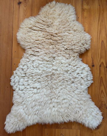 Natural White Sheepskin 825H